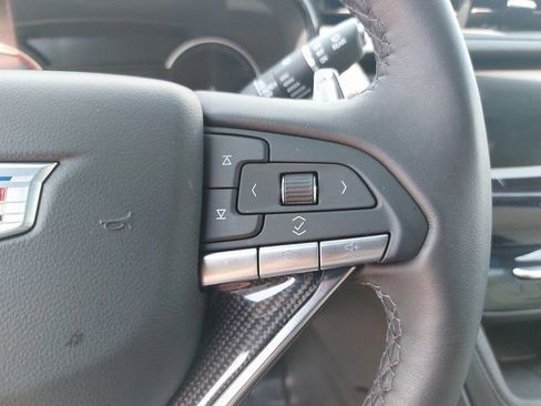 Used 2025 Cadillac XT6 Sport w/ LPO, Floor Liner Package image 21