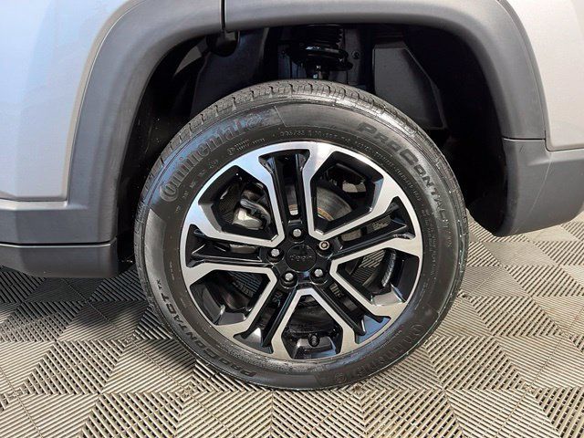 Used 2022 Jeep Compass Limited AWD/4WD image 11