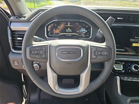 New 2025 GMC Sierra 2500 Denali w/ Technology Package image 20