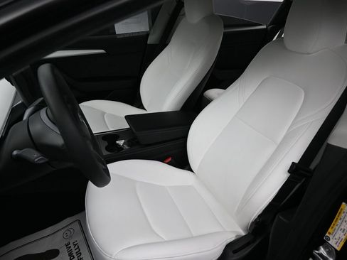 Used 2023 Tesla Model 3 Standard Range RWD image 22