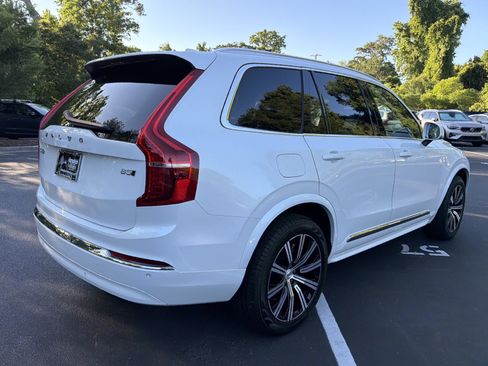 Used 2025 Volvo XC90 B5 Core AWD/4WD image 10