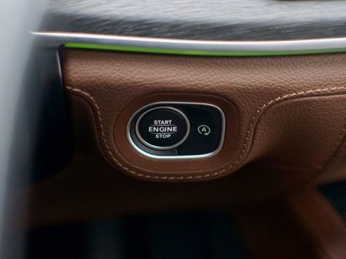 Used 2024 Mercedes-Benz GLE 350 4MATIC image 41