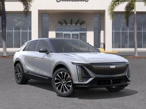 New 2026 Cadillac Lyriq Sport AWD/4WD image 7