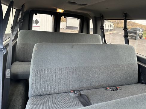 Used 1995 Ford E-350 and Econoline 350 XLT image 18