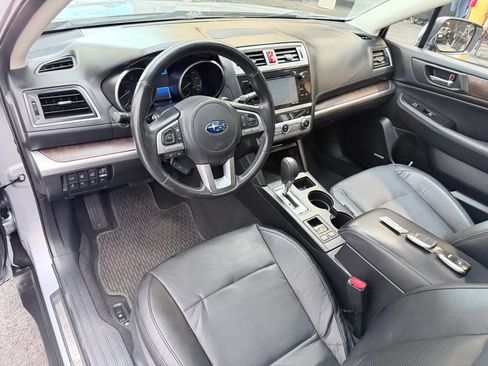 Used 2015 Subaru Outback 2.5i Limited AWD/4WD image 11
