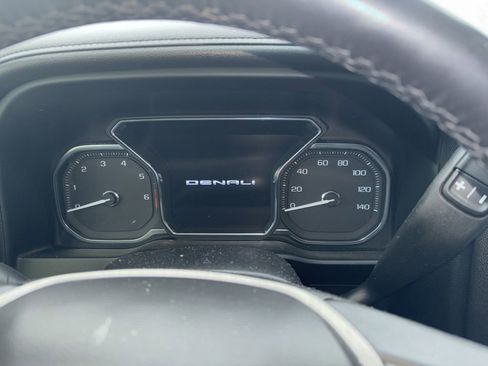 Used 2022 GMC Sierra 2500 Denali w/ Denali Ultimate Package image 8