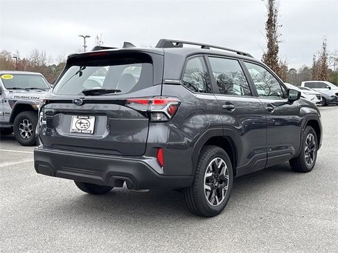 New 2025 Subaru Forester image 3