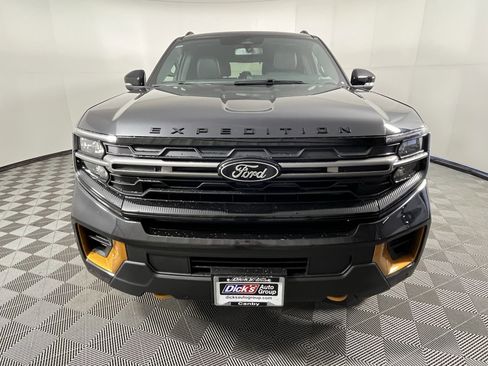 New 2026 Ford Expedition Tremor image 8
