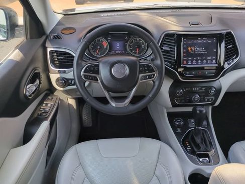 Used 2022 Jeep Cherokee Limited AWD/4WD image 16