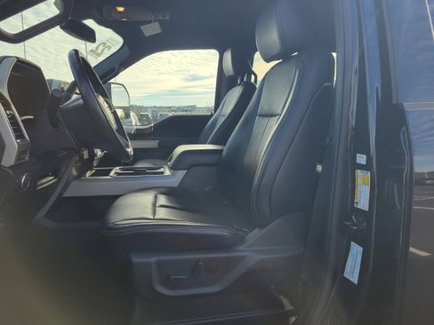 Used 2022 Ford F350 Lariat image 28