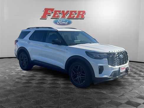 New 2026 Ford Explorer ST-Line w/ ST-Line Street Pack image 3