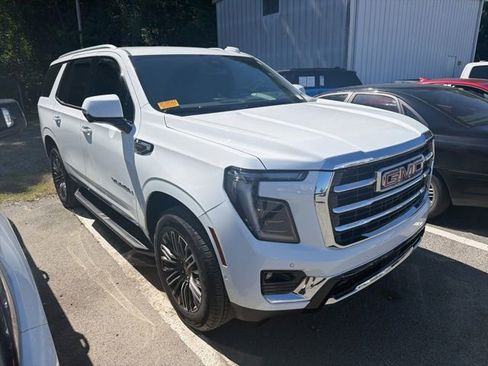 Used 2025 GMC Yukon Elevation RWD image 5