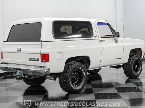 Used 1990 Chevrolet Blazer 4WD image 10