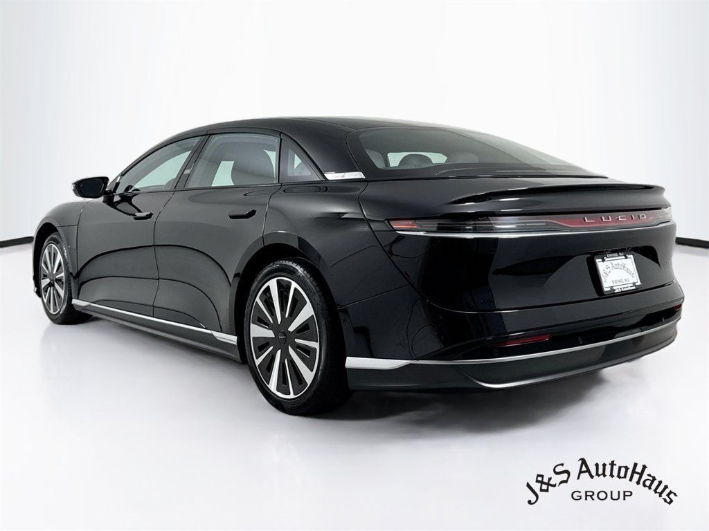 Used 2024 Lucid Air Pure RWD image 5