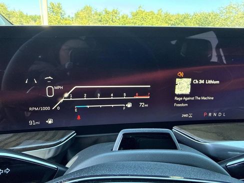 New 2026 Cadillac Escalade Platinum Sport w/ LPO, ONYX Package image 28