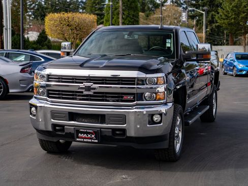 Used 2015 Chevrolet Silverado 2500 LTZ w/ Duramax Plus Package AWD/4WD image 4