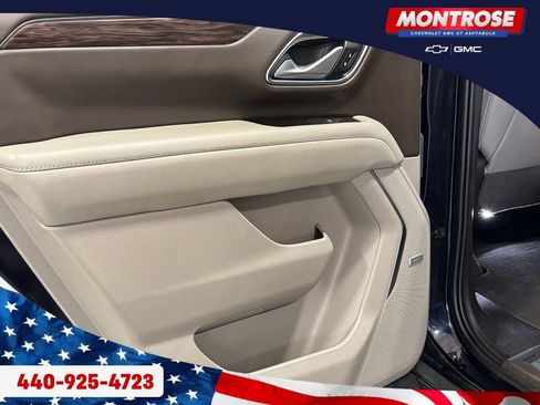 Used 2022 Chevrolet Tahoe Z71 w/ Z71 Off-Road Package AWD/4WD image 27