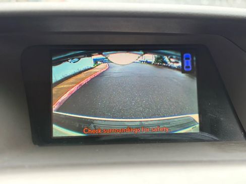 Used 2011 Lexus RX 350 2WD w/ Premium Pkg image 17