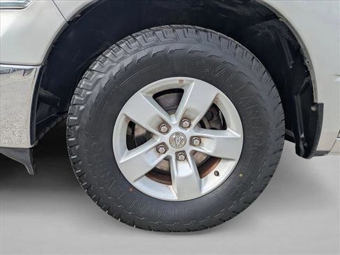 Used 2016 RAM 1500 Classic SLT image 21