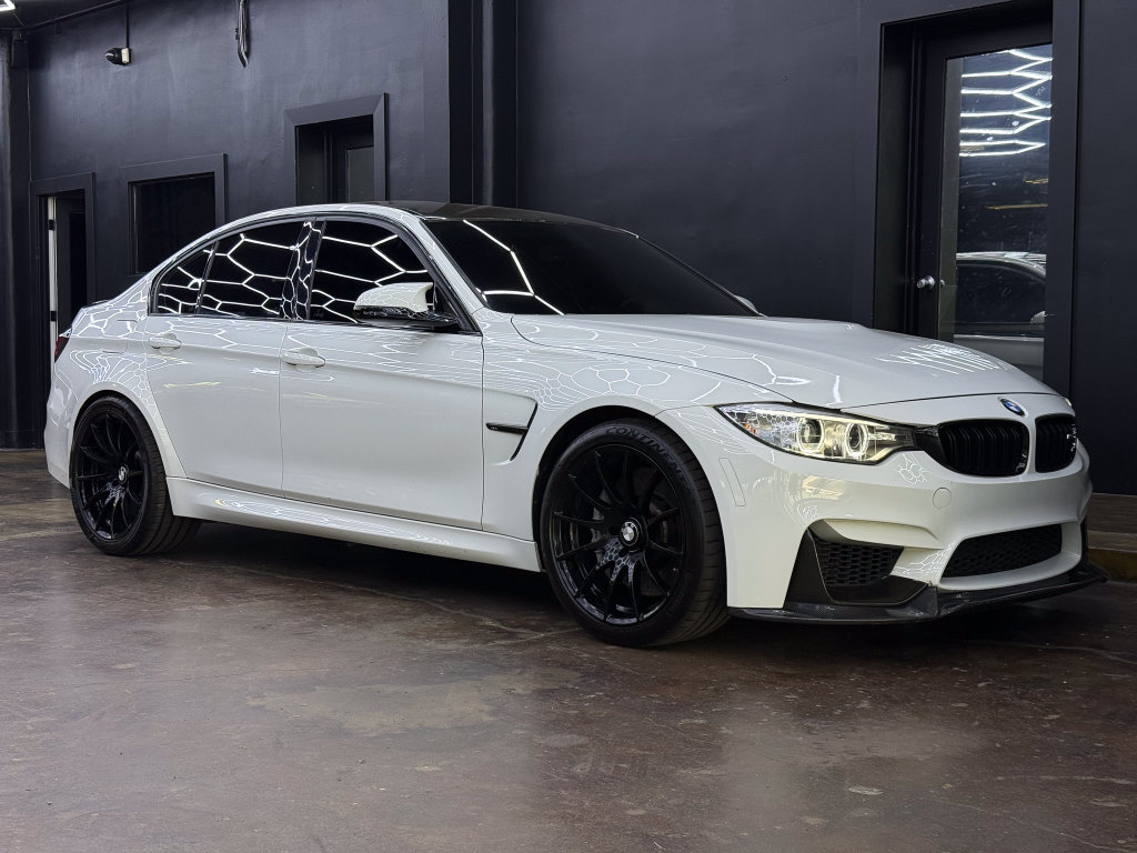 Used 2016 BMW M3 RWD image 11