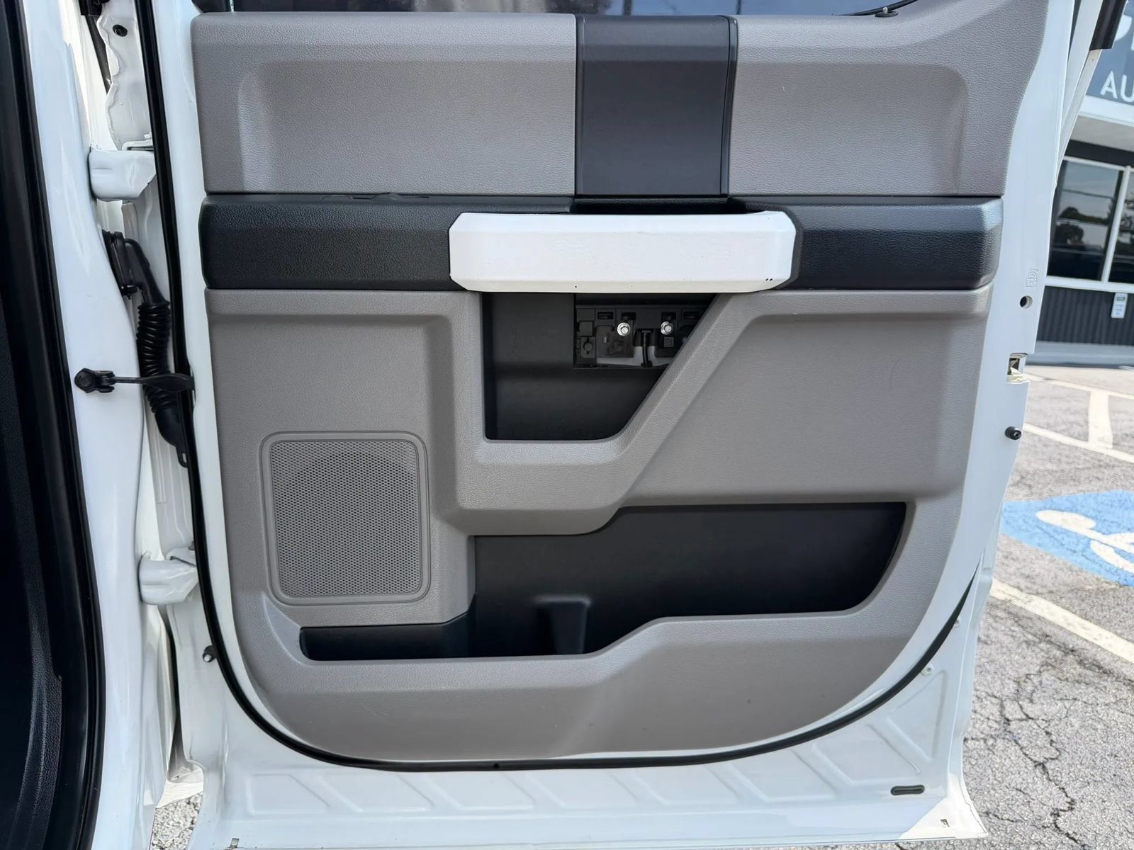 Used 2016 Ford F150 XL w/ Equipment Group 101A Mid RWD image 22