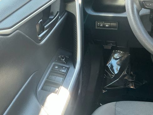 Used 2023 Toyota RAV4 LE FWD image 19