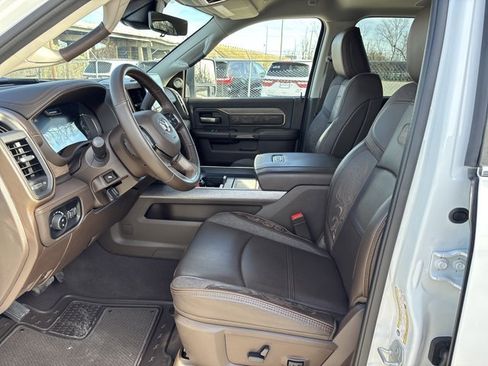 Used 2025 RAM 3500 Longhorn image 18