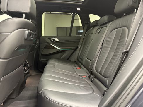 Used 2020 BMW X5 sDrive40i w/ M Sport Package RWD image 17