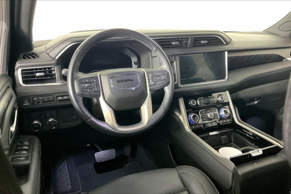 Certified 2022 GMC Yukon Denali RWD image 4