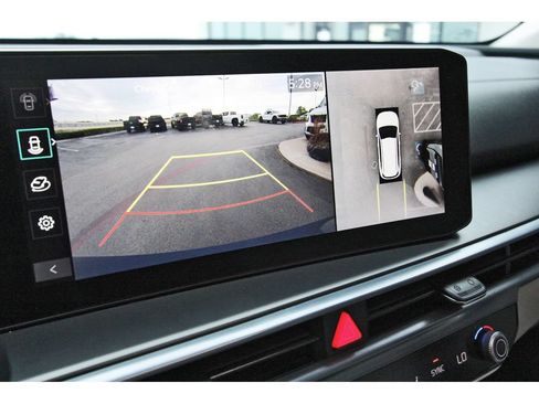 Certified 2024 Kia Sorento SX FWD image 27