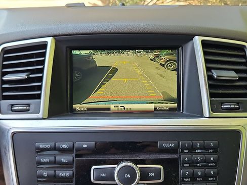 Used 2013 Mercedes-Benz ML 350 4MATIC image 19