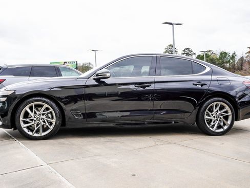 Used 2022 Genesis G70 2.0T image 3