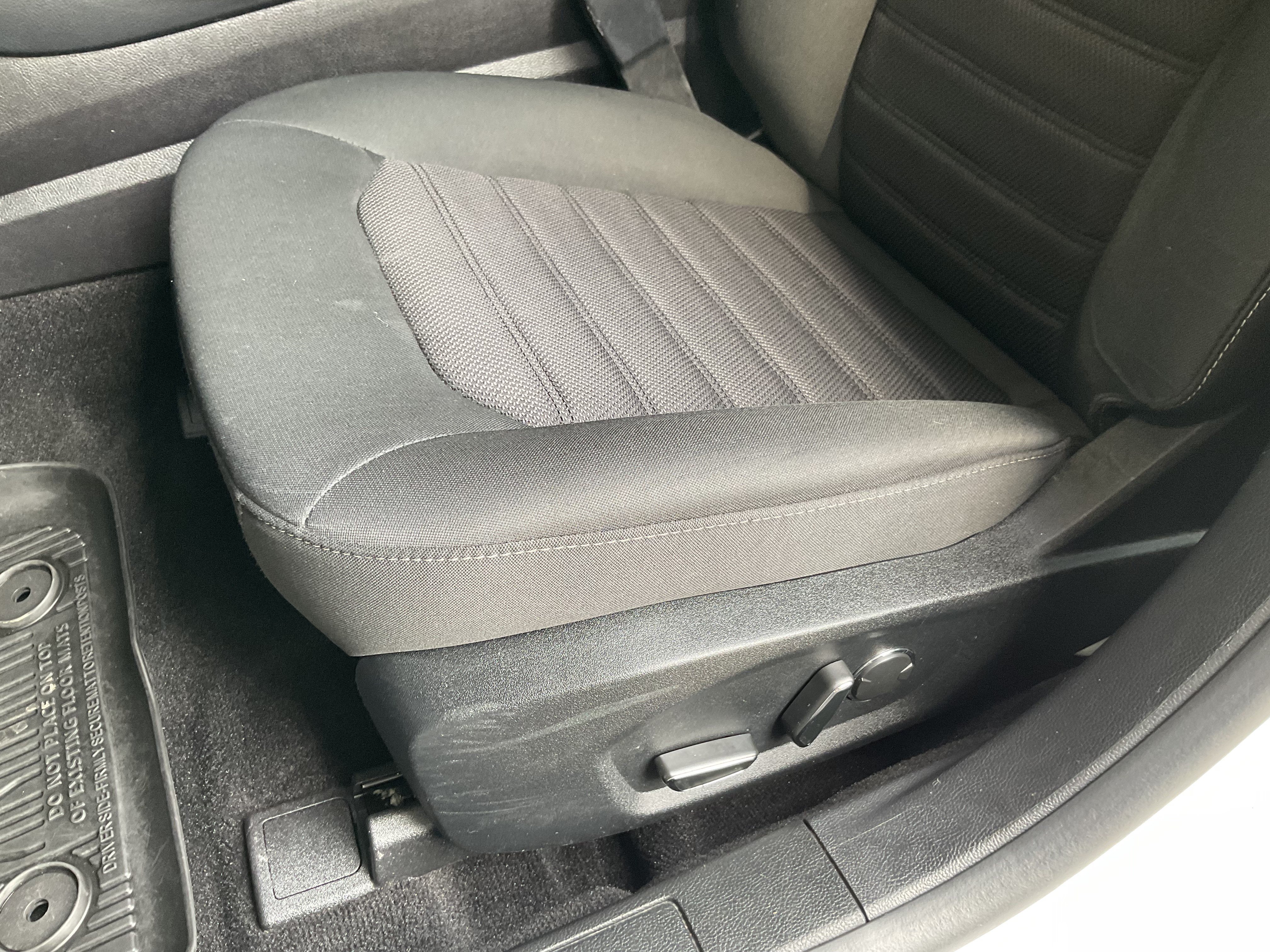 Used 2020 Ford Fusion SE AWD/4WD image 28