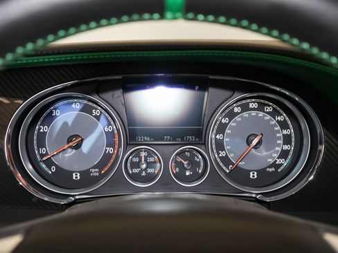 Used 2015 Bentley Continental GT3-R AWD/4WD image 29