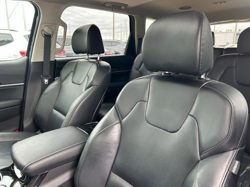 Used 2023 Kia Telluride S w/ S Sunroof Package FWD image 22
