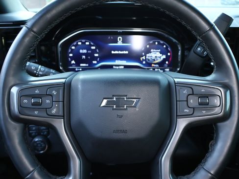 Certified 2024 Chevrolet Silverado 2500 ZR2 w/ Technology Package image 15