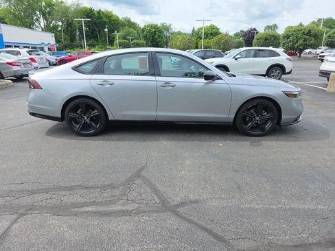 Used 2023 Honda Accord Sport image 8