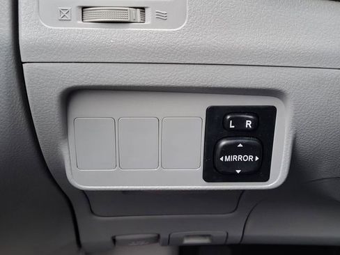 Used 2009 Toyota Corolla LE image 23