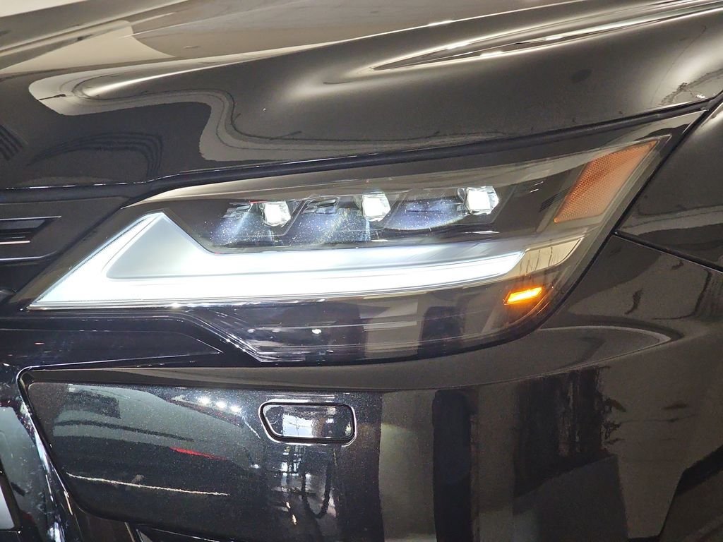 Certified 2025 Lexus LX 600 4WD w/ Appearance Package image 33