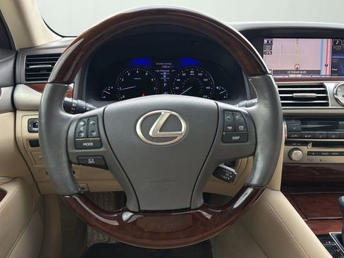 Used 2014 Lexus LS 460 image 11