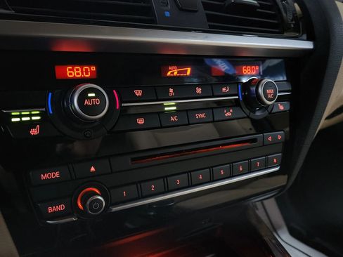 Used 2017 BMW X3 xDrive28i image 36