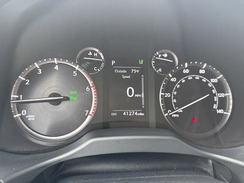 Certified 2023 Lexus GX 460 Premium w/ Premium Package AWD/4WD image 17