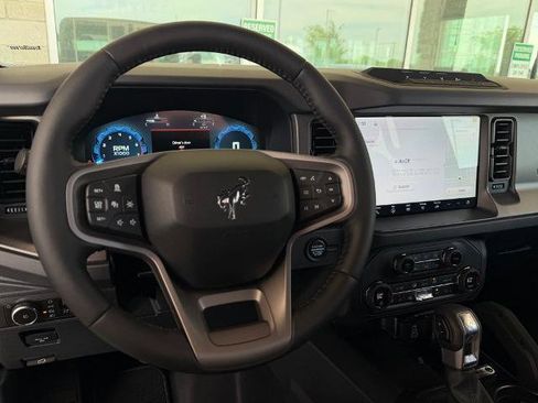 New 2026 Ford Bronco Badlands AWD/4WD image 10