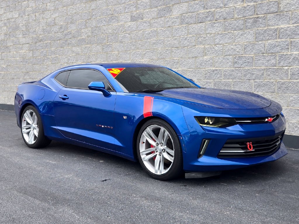 Used 2016 Chevrolet Camaro LT w/ RS Package RWD image 7