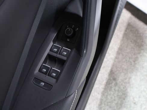 Used 2025 Volkswagen Jetta Sport FWD image 11