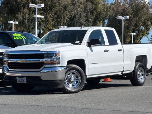 Used 2018 Chevrolet Silverado 1500 LS w/ Trailering Package image 9