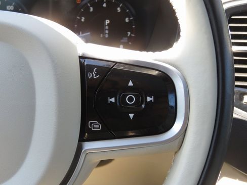 Used 2021 Volvo XC90 T6 Inscription image 27