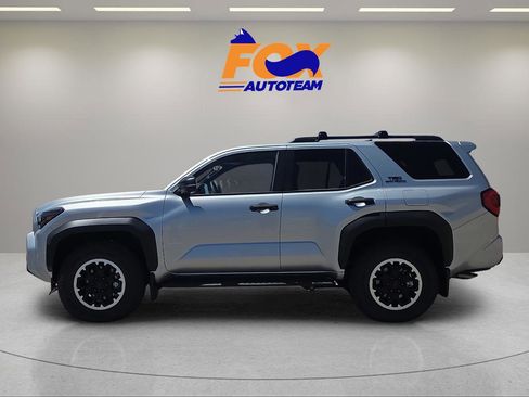 New 2026 Toyota 4Runner TRD Off-Road Premium AWD/4WD image 2