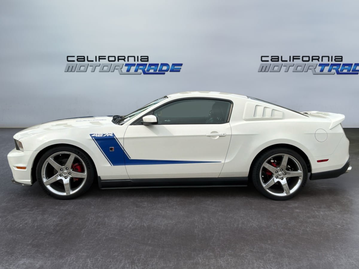Used 2010 Ford Mustang GT RWD image 8