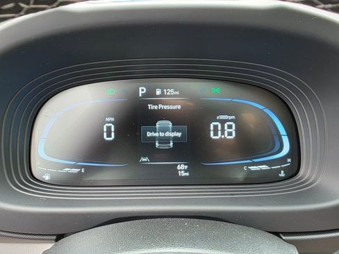 New 2025 Hyundai Venue SEL image 24